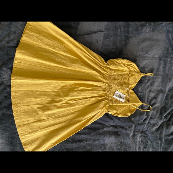 Yellow Easel Dress - Picture 2 of 2